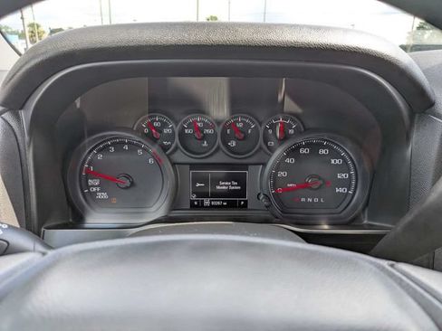 Used 2021 Chevrolet Silverado 1500 Custom AWD/4WD image 24