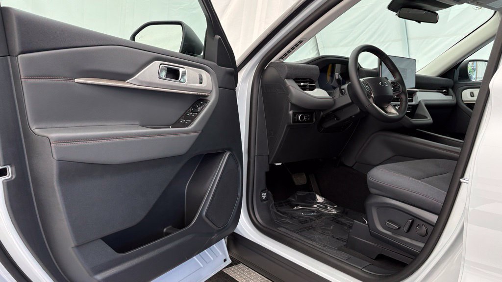 New 2026 Ford Explorer Active AWD/4WD image 42
