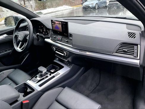 Used 2025 Audi Q5 2.0T Premium image 14