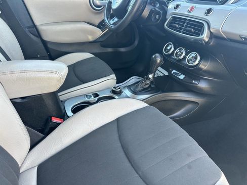 Used 2016 FIAT 500X Lounge image 6