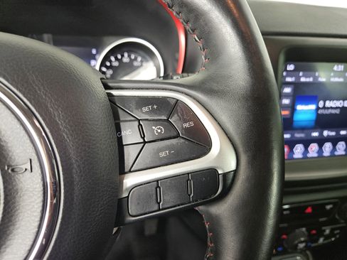 Used 2019 Jeep Compass Trailhawk w/ Cold Weather Group AWD/4WD image 26