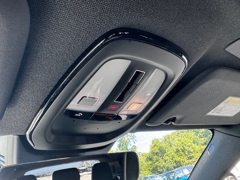 Used 2023 Volvo XC40 Recharge Ultimate w/ Protection Package Premier AWD/4WD image 39
