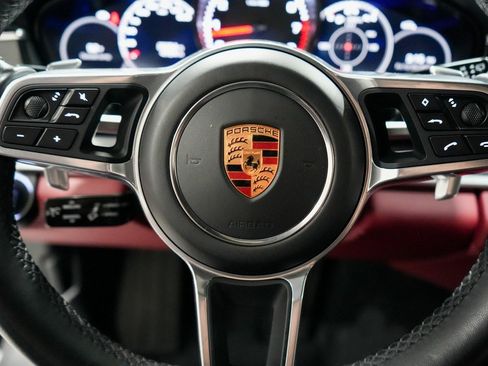 Used 2018 Porsche Panamera 4S image 13