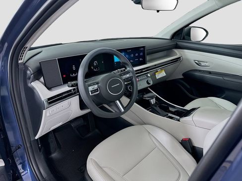 New 2026 Hyundai Tucson SEL Plus FWD image 9