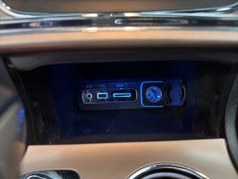 Used 2017 Jeep Grand Cherokee Limited image 28