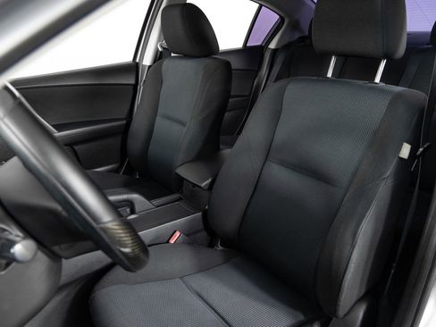 Used 2011 MAZDA MAZDA3 i Sport image 16