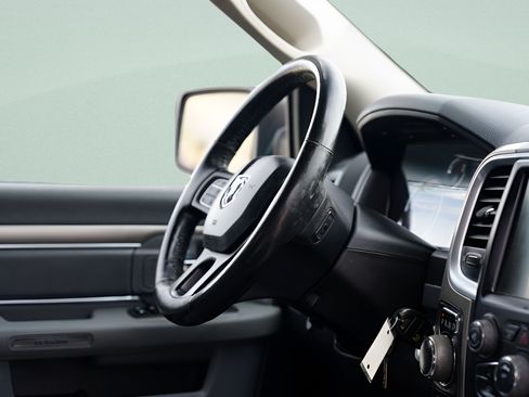 Used 2013 RAM 1500 Big Horn AWD/4WD image 12