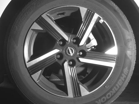 Used 2025 Nissan Sentra SV FWD image 14