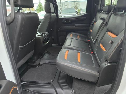 Used 2022 GMC Sierra 1500 AT4 w/ AT4 Premium Package image 22