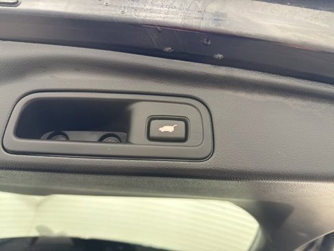 Used 2022 Honda Pilot Special Edition image 11