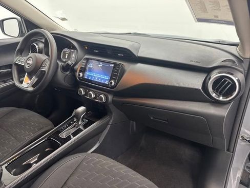 Used 2023 Nissan Kicks SV w/ Exterior Package FWD image 24