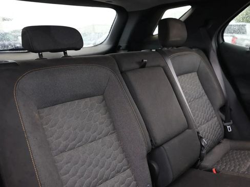 Used 2019 Chevrolet Equinox LT FWD image 19