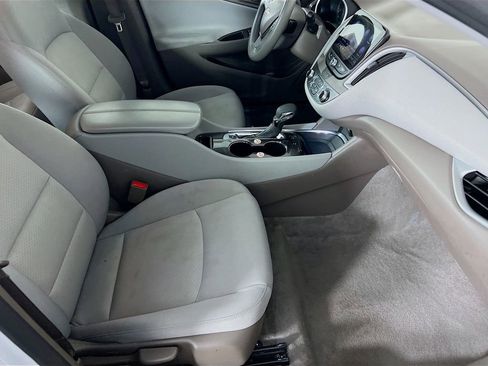 Used 2024 Chevrolet Malibu LT FWD image 28