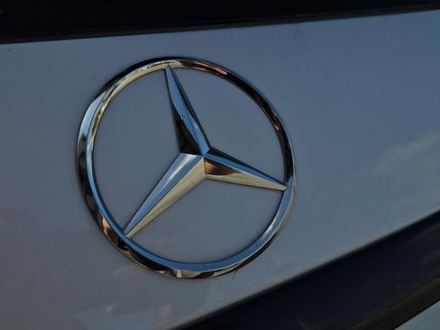 Certified 2024 Mercedes-Benz GLC 300 image 38