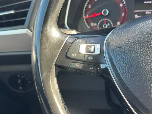 Used 2019 Volkswagen Jetta SE w/ Cold Weather Package FWD image 30