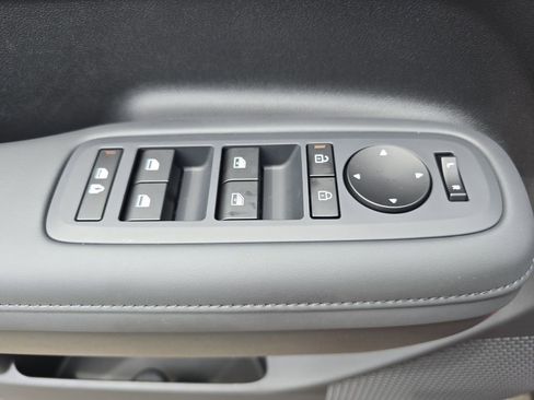 Certified 2026 Hyundai Santa Fe SEL image 28