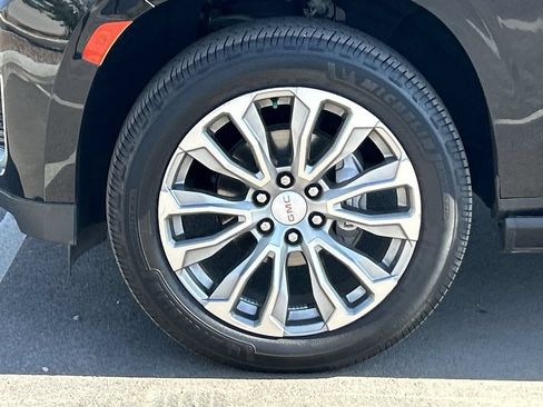 Used 2021 GMC Yukon Denali AWD/4WD image 34