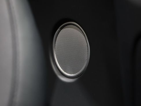 Used 2022 Aston Martin V8 Vantage image 10