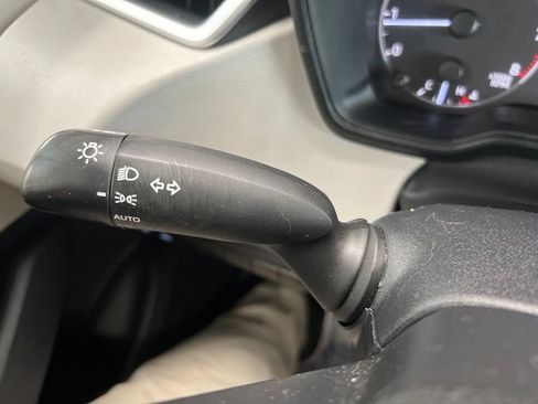 Used 2023 Toyota Corolla LE FWD image 20