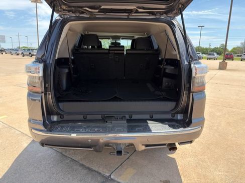 Used 2018 Toyota 4Runner Limited AWD/4WD image 16