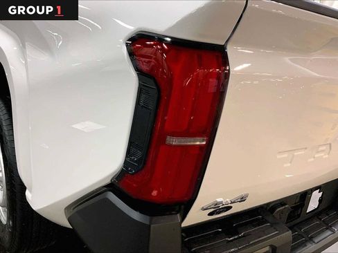 Certified 2025 Toyota Tacoma SR image 25