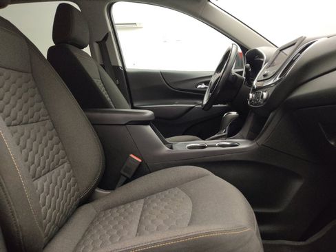 Used 2020 Chevrolet Equinox LT FWD image 21