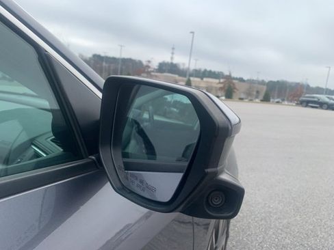 Used 2017 Honda Civic EX-L image 6