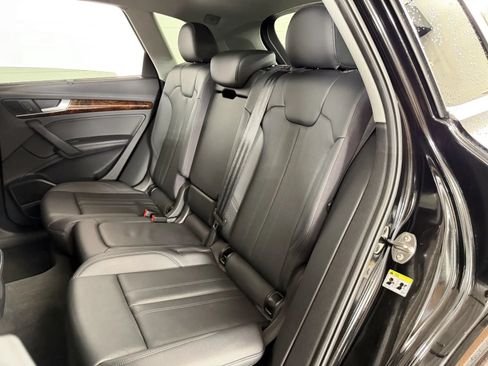 Used 2018 Audi Q5 Prestige w/ Prestige Package AWD/4WD image 35