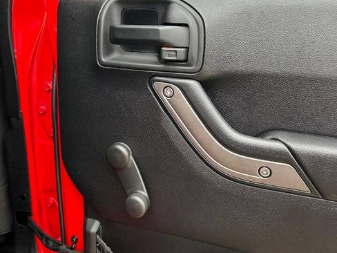 Used 2014 Jeep Wrangler Unlimited Sport w/ Connectivity Group image 48