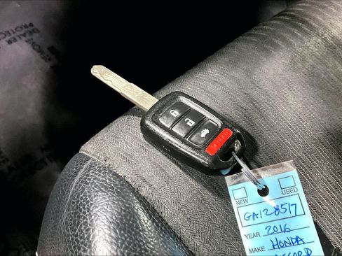 Used 2016 Honda Accord Sport image 15