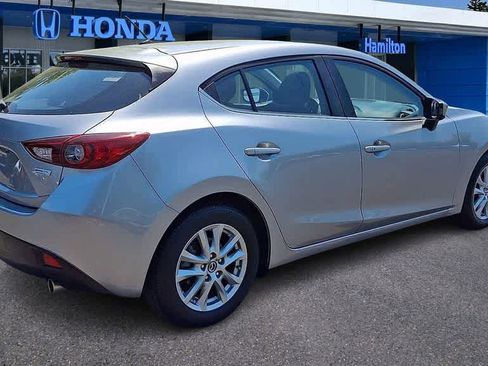 Used 2016 MAZDA MAZDA3 i Touring FWD image 8