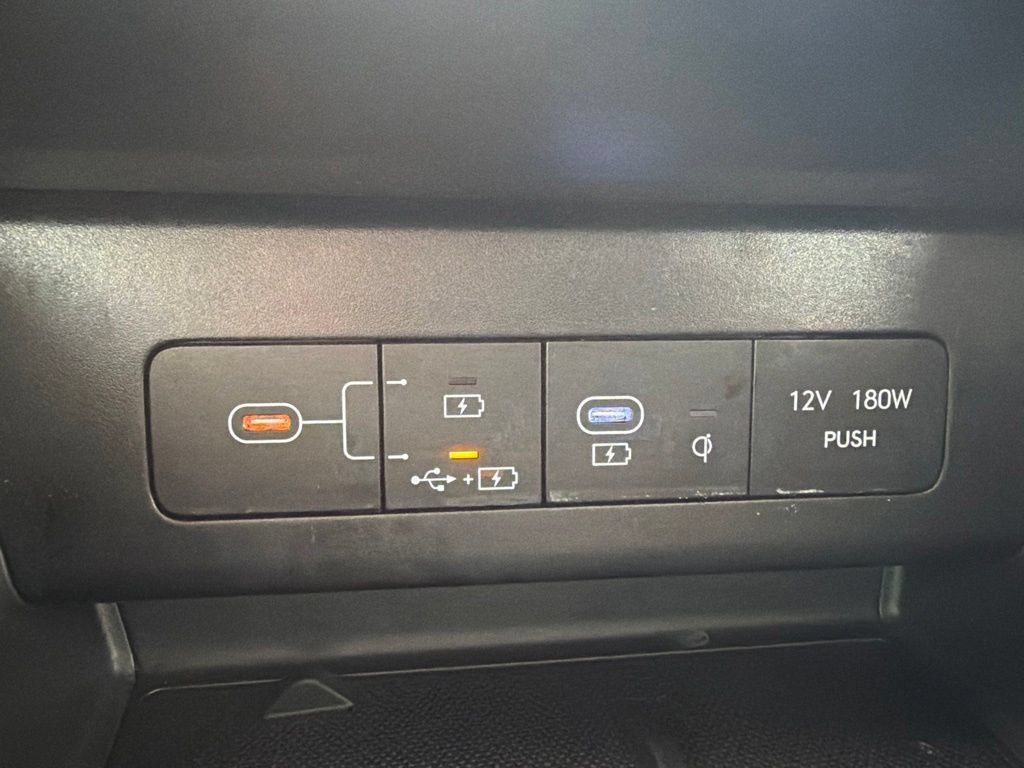 Used 2025 Hyundai Sonata SEL FWD image 8