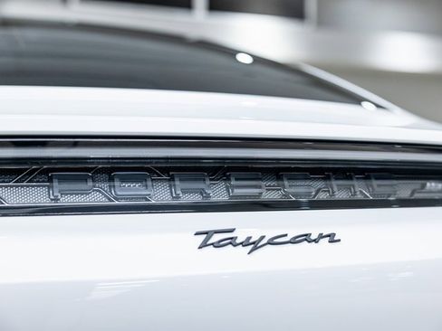 Certified 2025 Porsche Taycan w/ Premium Package image 20