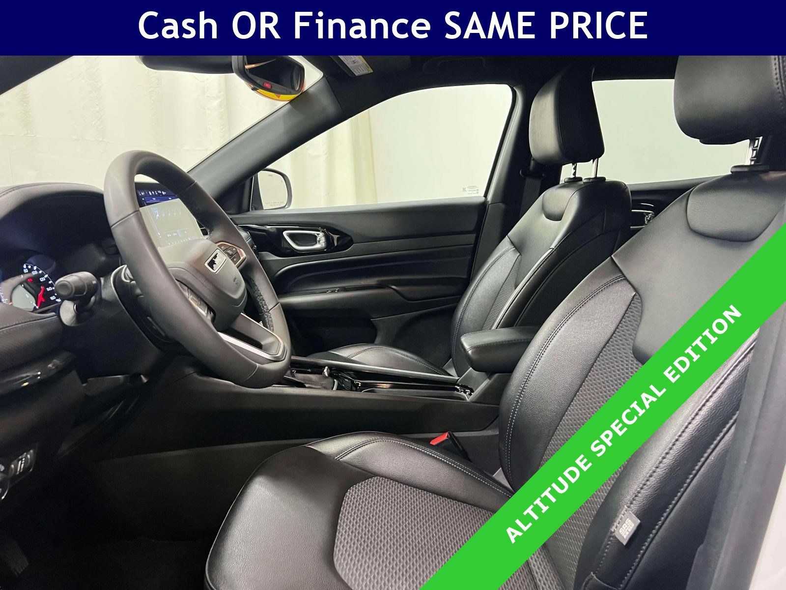 Certified 2025 Jeep Compass Latitude w/ Altitude Special Edition AWD/4WD image 15