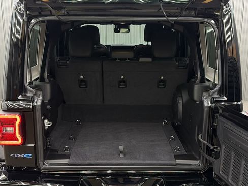 Used 2024 Jeep Wrangler High Altitude image 17