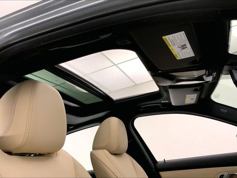 Certified 2023 BMW 330i xDrive Sedan w/ Premium Package AWD/4WD image 26