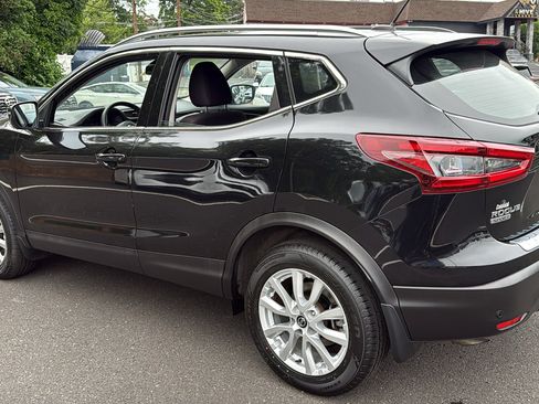 Certified 2021 Nissan Rogue Sport SV AWD/4WD image 22