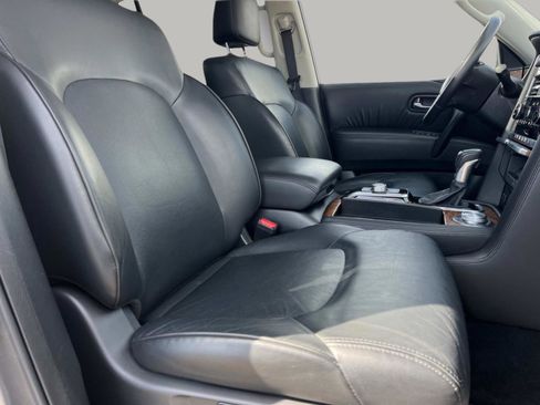 Used 2024 Nissan Armada SL image 30