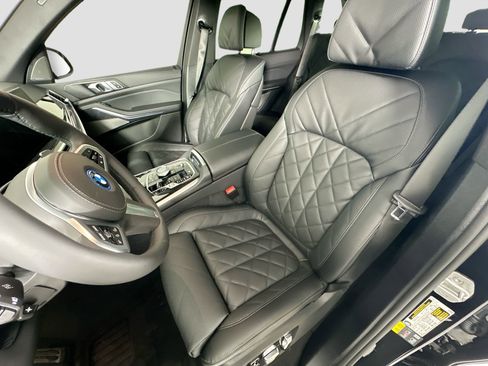 New 2026 BMW X5 xDrive50e w/ Executive Package image 21
