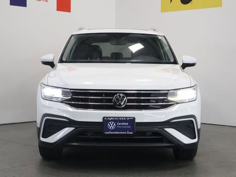 Used 2022 Volkswagen Tiguan SE w/ Panoramic Sunroof Package AWD/4WD image 7