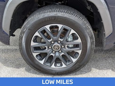 Used 2023 Toyota Tundra Limited w/ Power Package AWD/4WD image 12