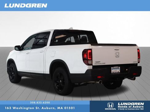 Used 2023 Honda Ridgeline Black Edition image 4