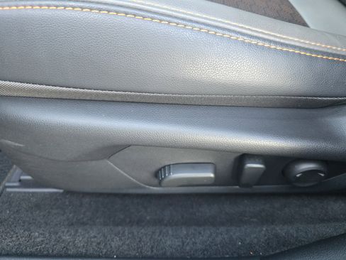 Used 2025 Subaru Crosstrek 2.5i Limited image 7