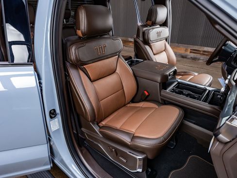 Used 2026 Ford F250 King Ranch w/ Chrome Package image 31