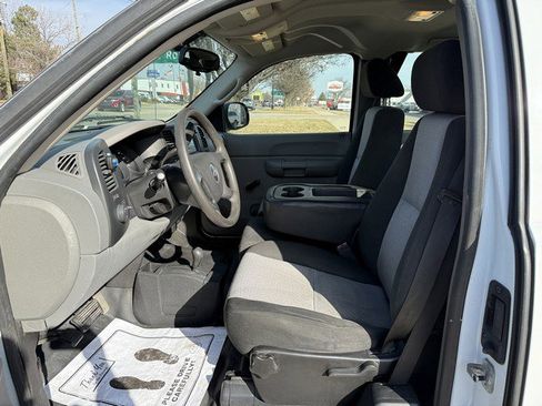 Used 2007 Chevrolet Silverado 1500 W/T w/ Towing Package image 9