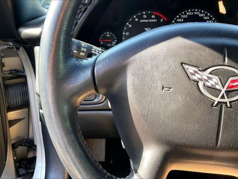 Used 1999 Chevrolet Corvette w/ Memory Pkg image 19