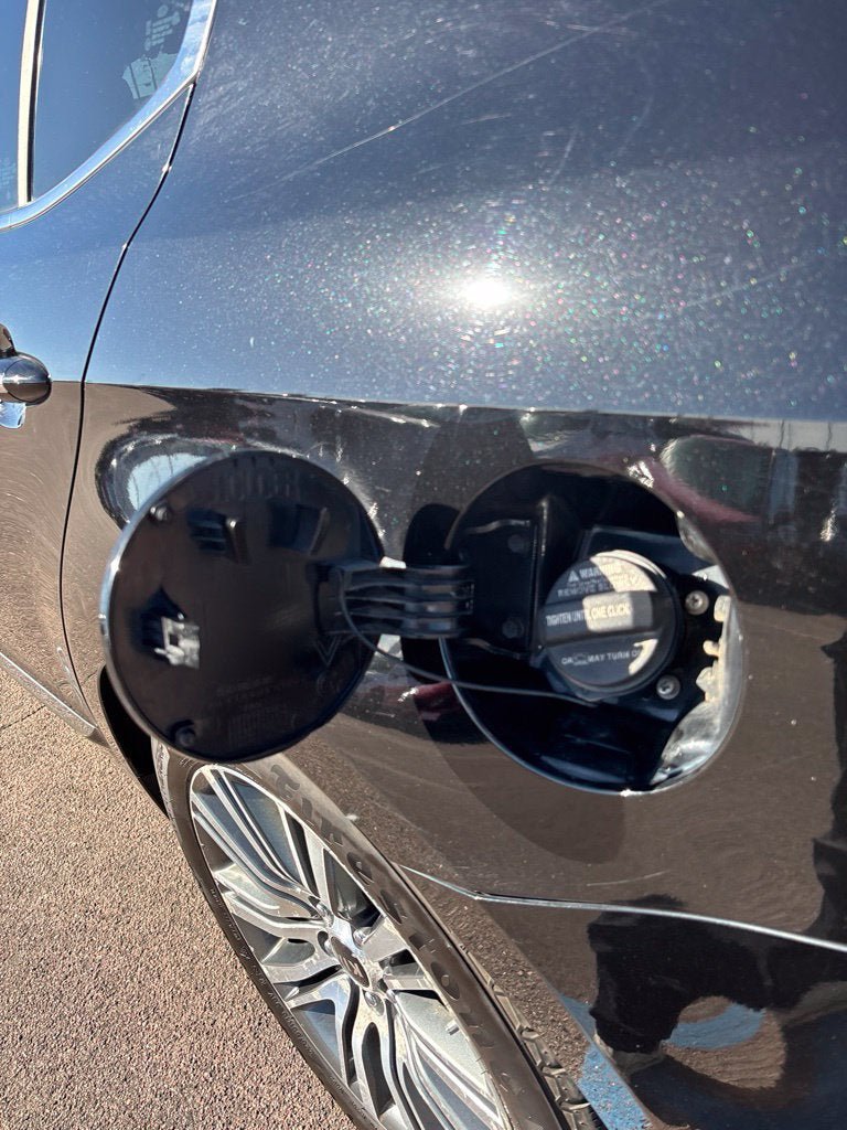 Used 2015 Kia Cadenza Premium FWD image 31