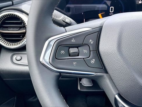 New 2026 Chevrolet Trax ACTIV w/ Driver Confidence Package FWD image 23