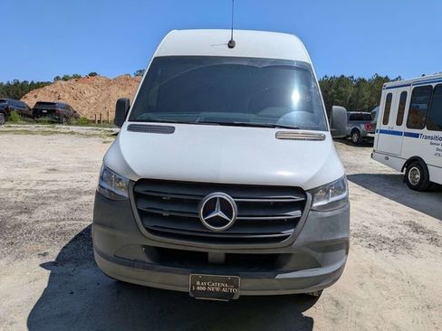 Used 2020 Mercedes-Benz Sprinter 2500 image 2