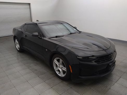 Used 2019 Chevrolet Camaro LT RWD image 13
